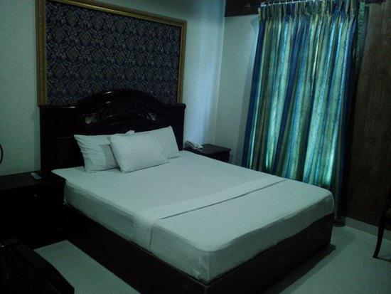 Quick Continental Hotel - Jail Road Lahore Exterior photo